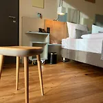 Einsmehr فندق اوغسبورغ