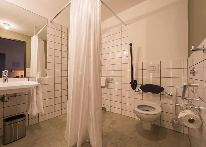 Einsmehr Hotel 3*