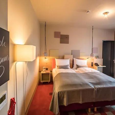 Hotel Einsmehr